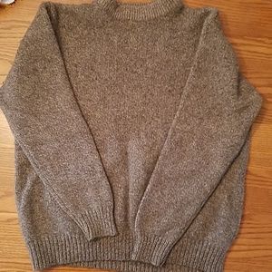 L.L Bean men's lambs wool sweater, like new! Xl